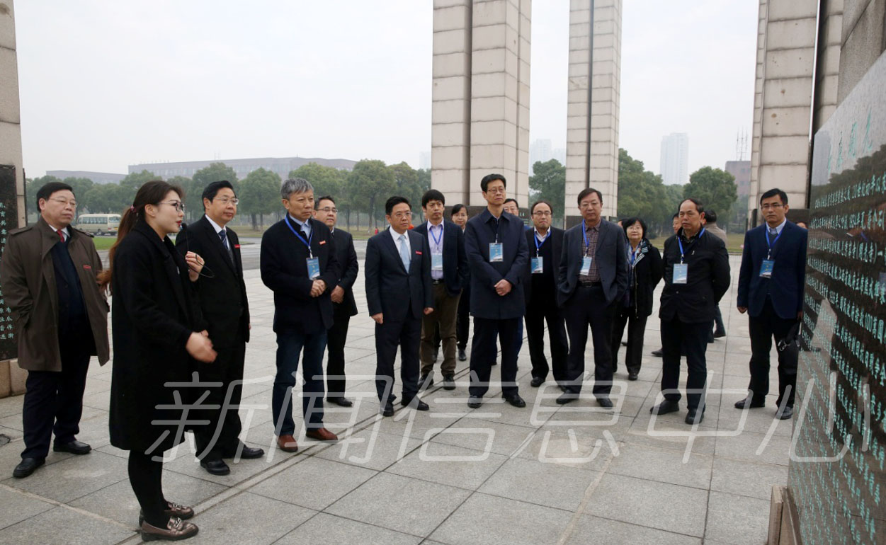 教育部专家对我校本科教学工作进行审核评估