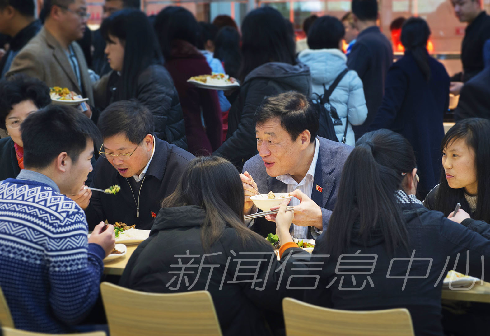 省长刘奇莅临学校考察指导工作