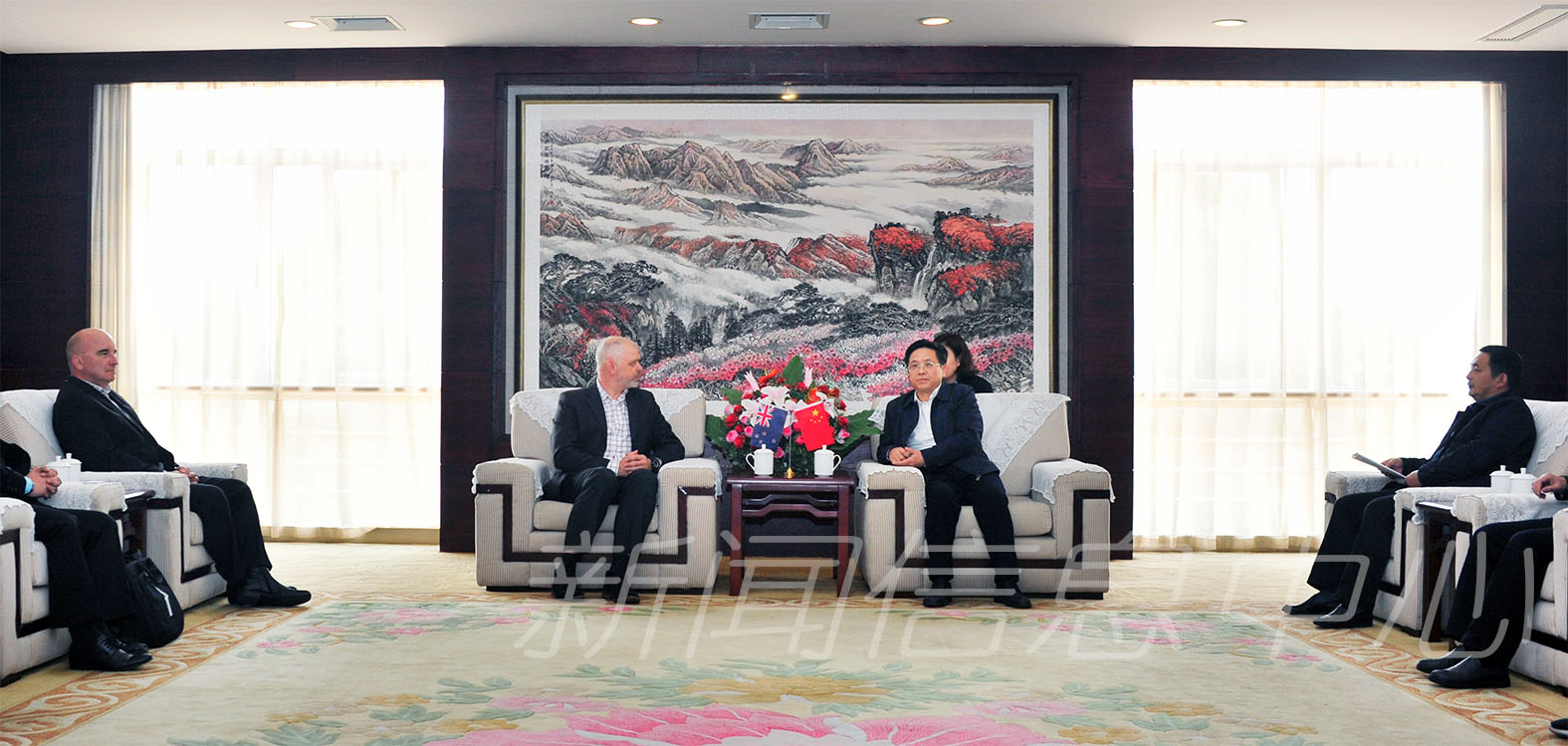 新西兰坎特伯雷大学客人来校访问